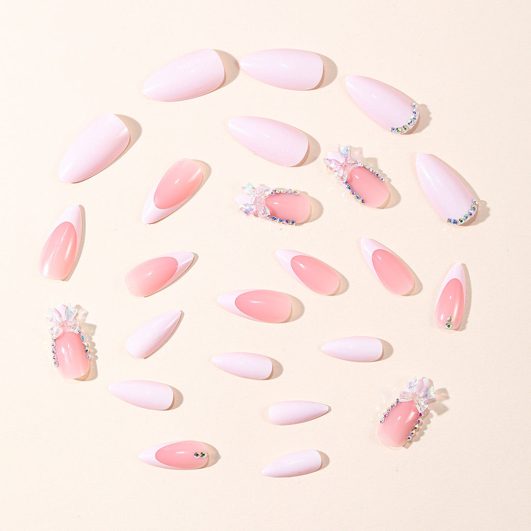 Elegantes Stiletto-Nagelkunst-Set mit Edelsteinakzenten Karnz