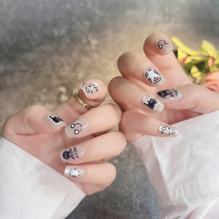 Kreatives Nagelkunst Press-On Set