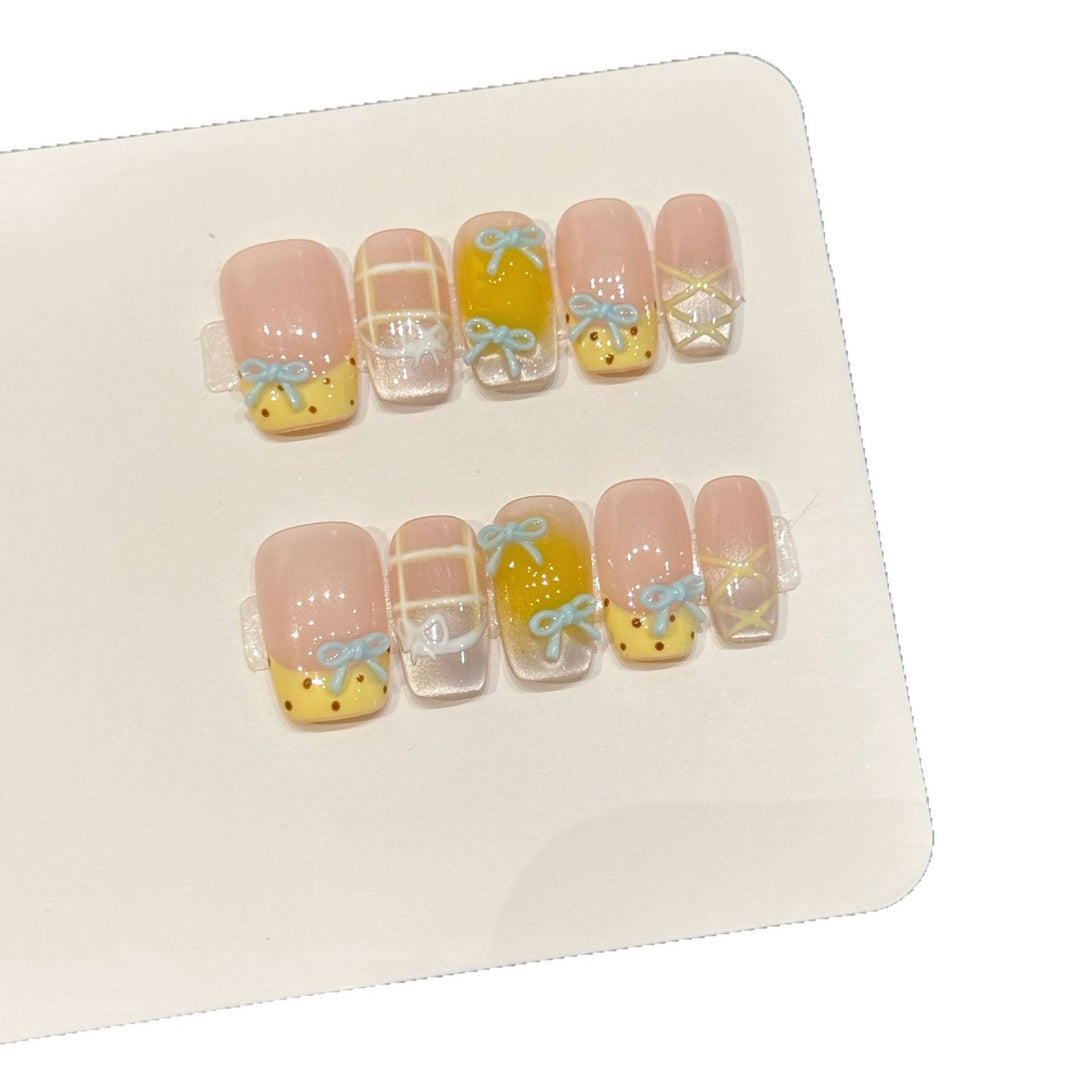 Thematische dekorative Press-On-Nagelkunst-Set