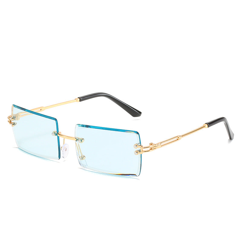 Damen modische Sonnenbrille mit einzigartigem rechteckigen Rahmen und funkelnden Details Karnz