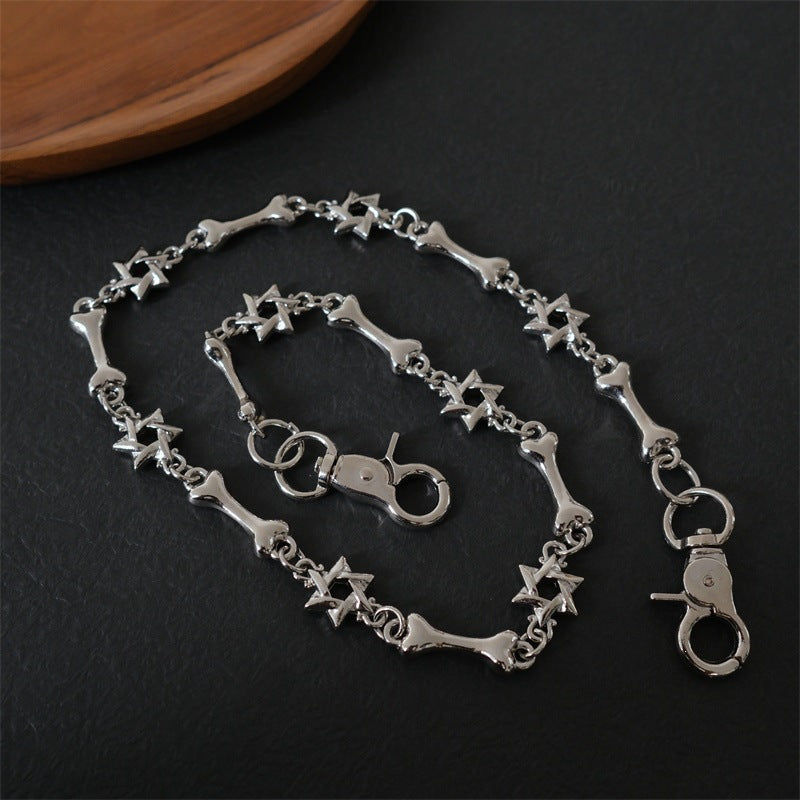 Elegante Kette mit Kreuz- und Knochenanhängern Karnz