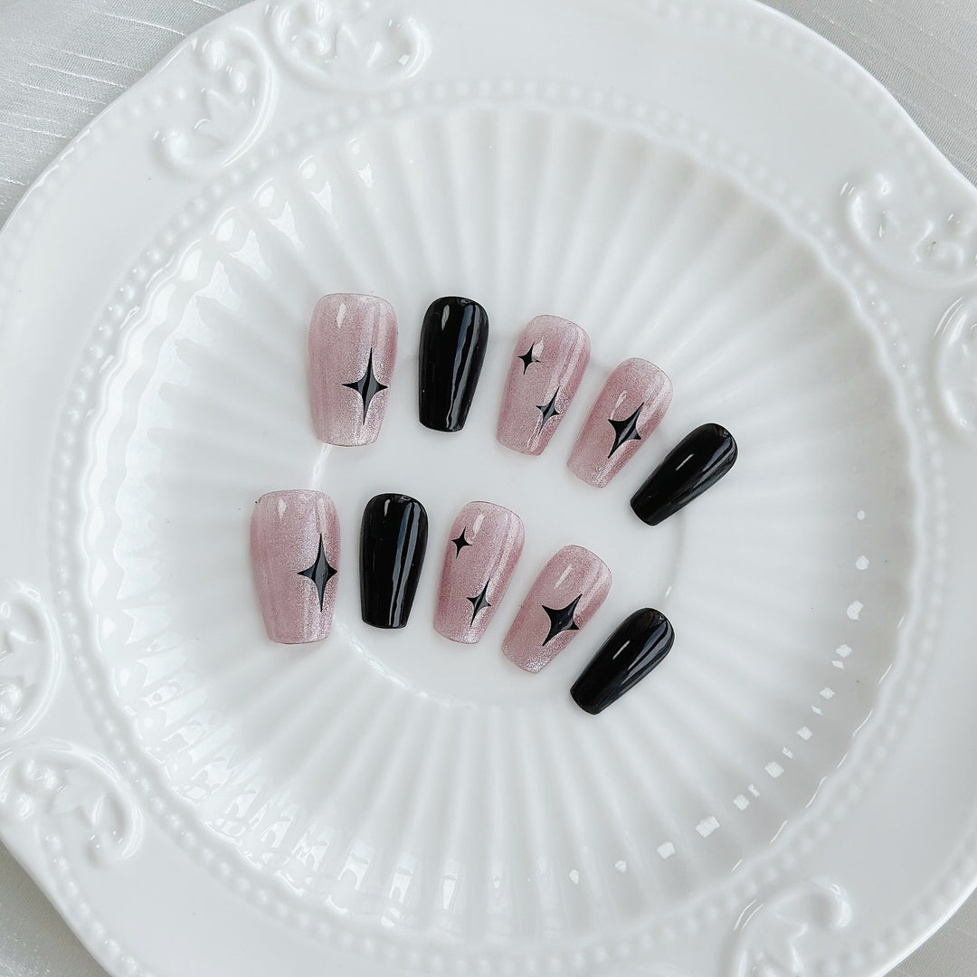 Press-On Nagelkunst Set mit Sternakzenten
