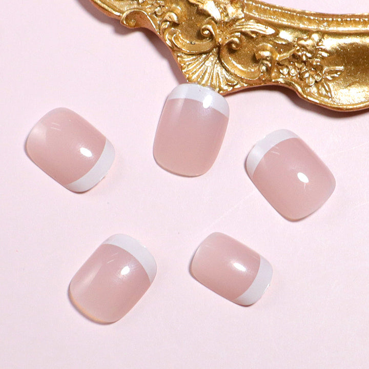 Klassisches Französisches Tip Press-On Nagelset Karnz