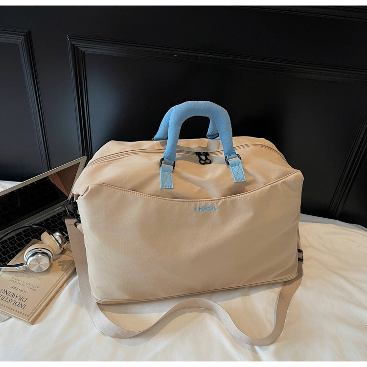 Geräumige Mehrzweck-Reisetasche Karnz