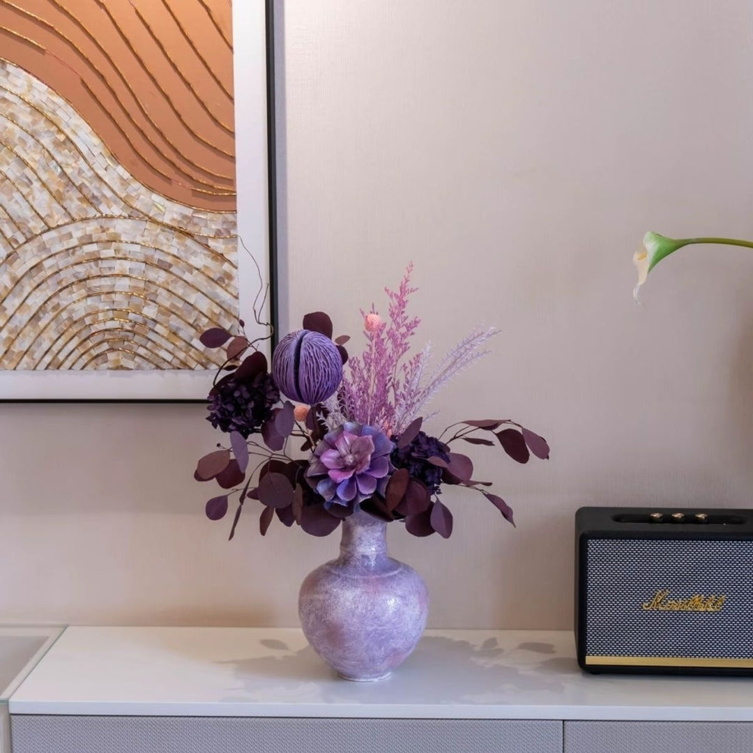 Künstliches Blumenarrangement