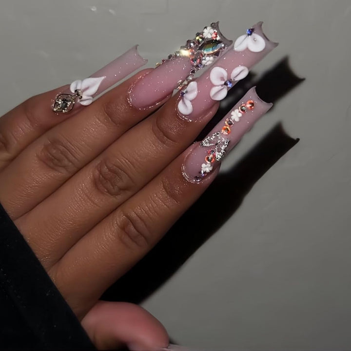 Blumen Decorative Press-On Nagelverlängerungen Karnz