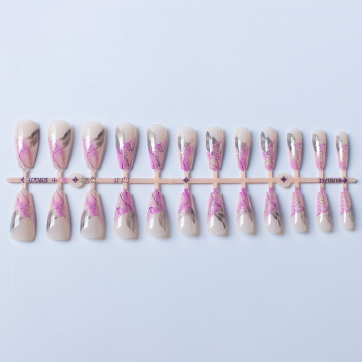 Künstlerisches Nageldesign-Set mit Marmor-Effekt
