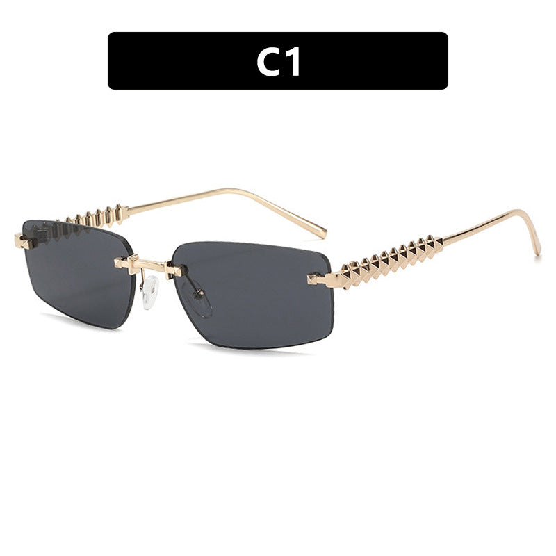 Damen quadratische Sonnenbrille mit filigranem Rahmen und luxuriösen Akzenten Karnz