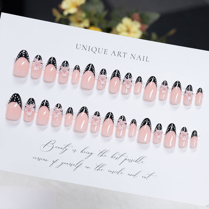 Künstlerische florale Stiletto Press-On Nägel