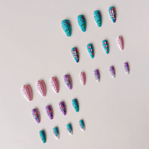 Kreatives Kunstnagelset mit farbenfrohen 3D-Motiven Karnz