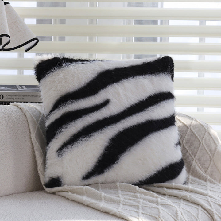 Kunstfell-Zierkissen mit Zebra-Print und extraweichem Flor Karnz