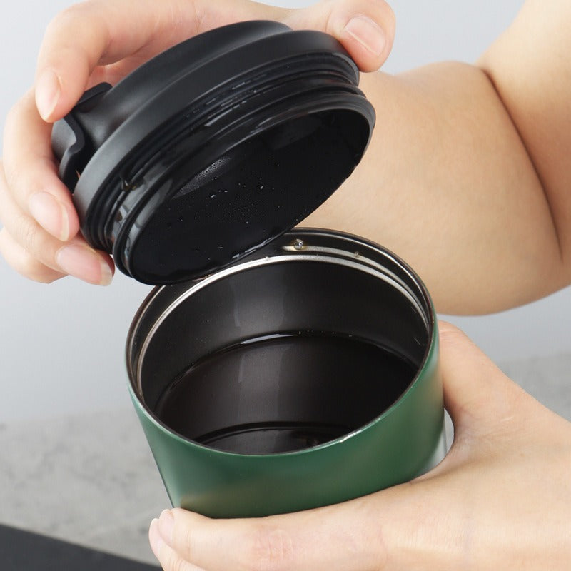 Damen isolierter Kaffeebecher mit ergonomischem Deckel Karnz
