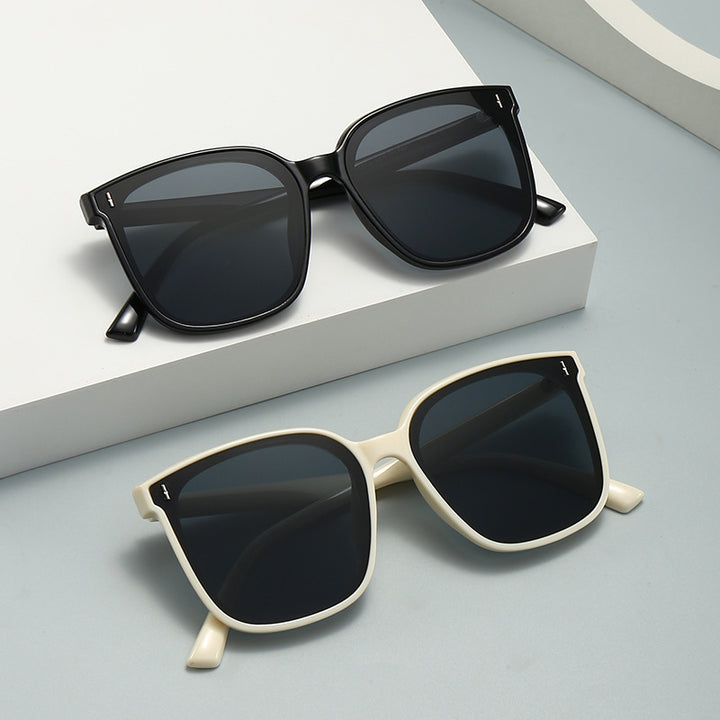 Damen Modische Sonnenbrille mit schützendem UV-Filter und elegantem Design Karnz