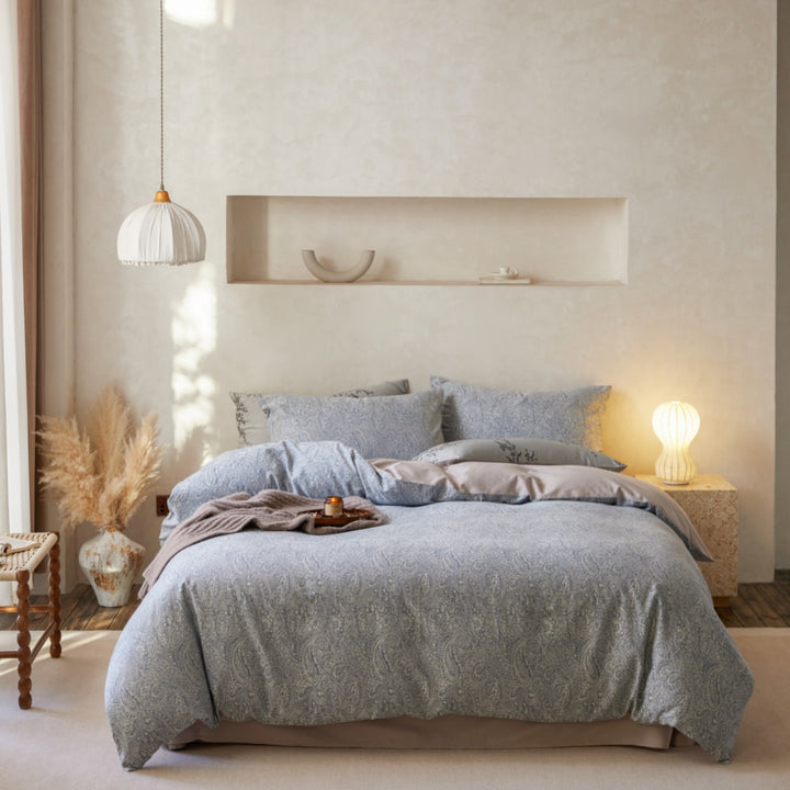 Luxuriöses Bettwäsche-Set aus Baumwollsatin mit feinem Jacquardmuster
