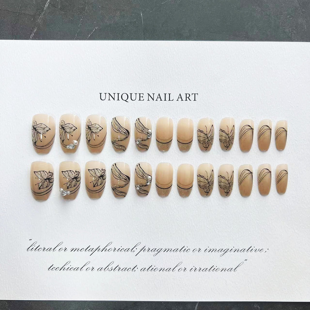 Künstlerisches Schmetterling-Nagelkunst-Set