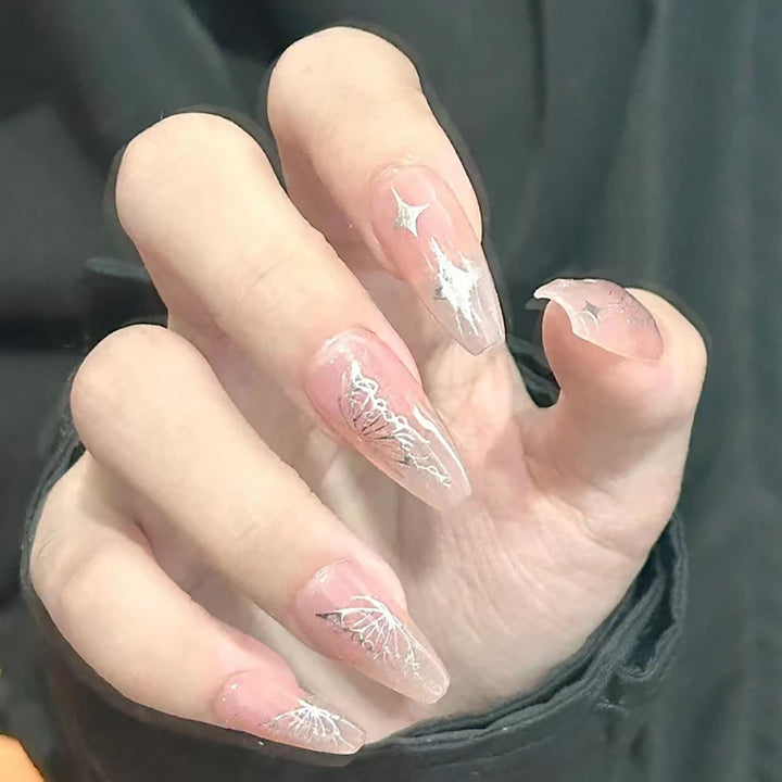 Dekorative Stiletto Press-On Nagelkunst