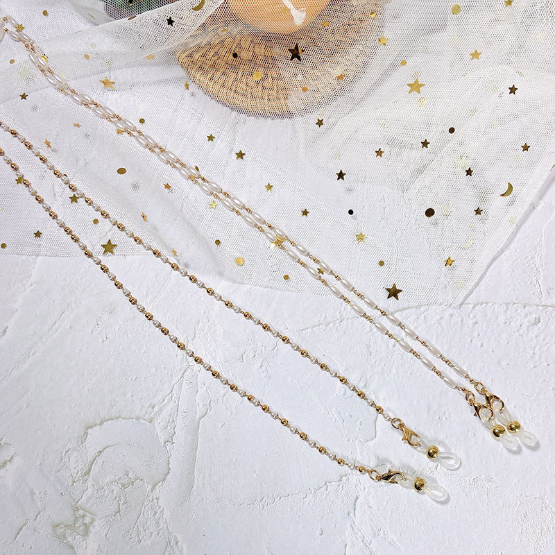 Elegante Brillenhalterkette mit Perlen Karnz