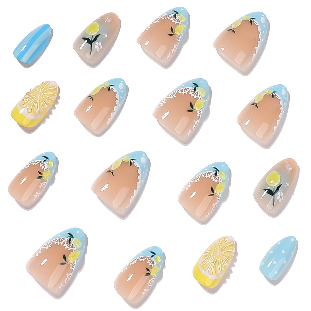 Künstliche Nagelkunst mit Zitronen- und Blütenmotiven Karnz