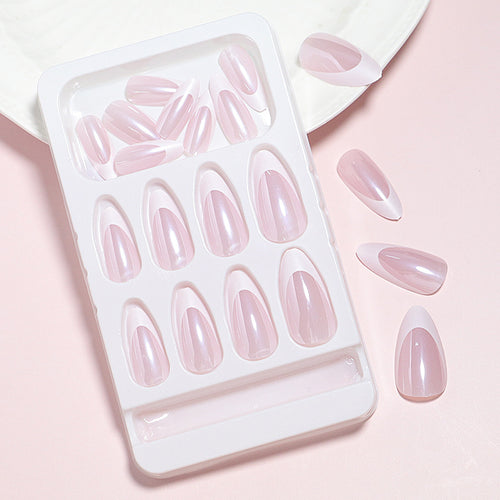 Elegante selbsthaftende Nagelspitzen Karnz