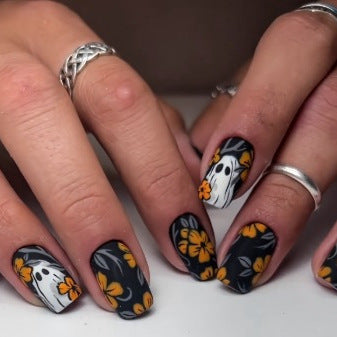 Künstlerische Halloween-Themen Nagelkunst Karnz 1789915324