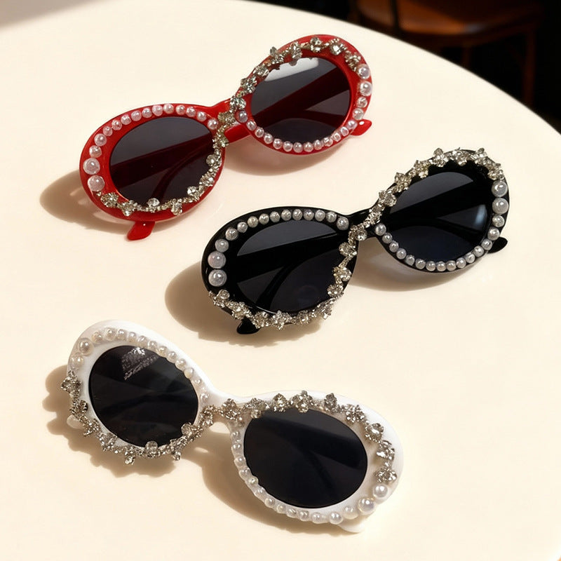 Elegante perlenverzierte Katzenaugen-Sonnenbrille Karnz