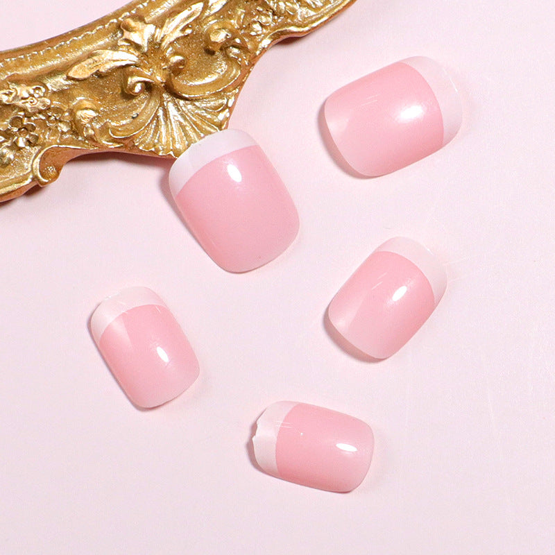 Premium French Tip Press-On Nägel Karnz