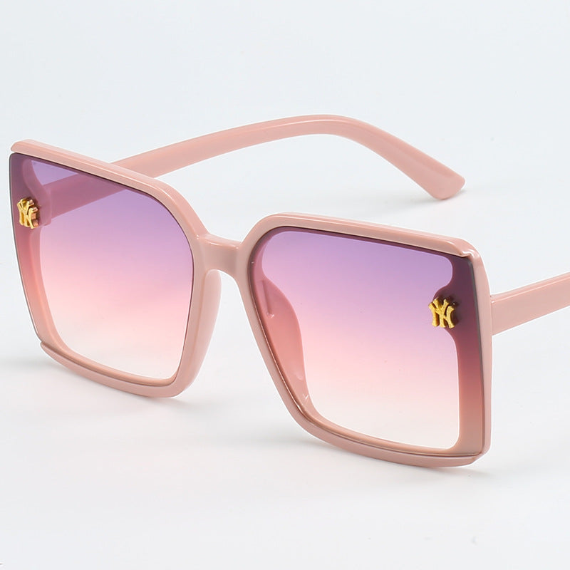 Damen Oversized-Sonnenbrille mit eleganten Gläsern Karnz