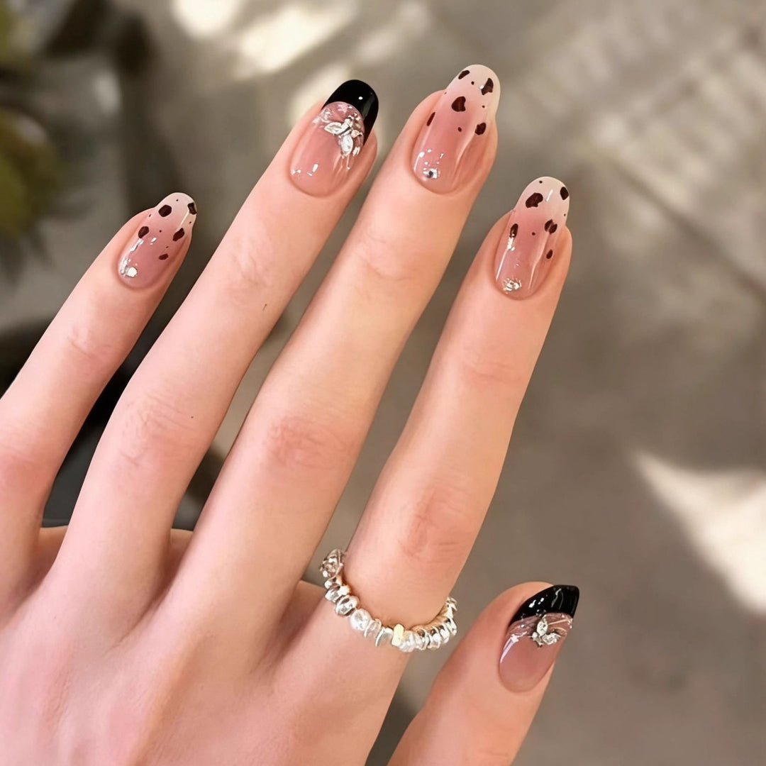 Elegante Nagelpflege Karnz