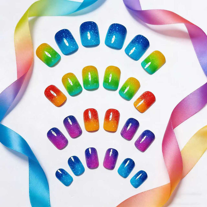 Künstlerische Gel-Nägel Karnz