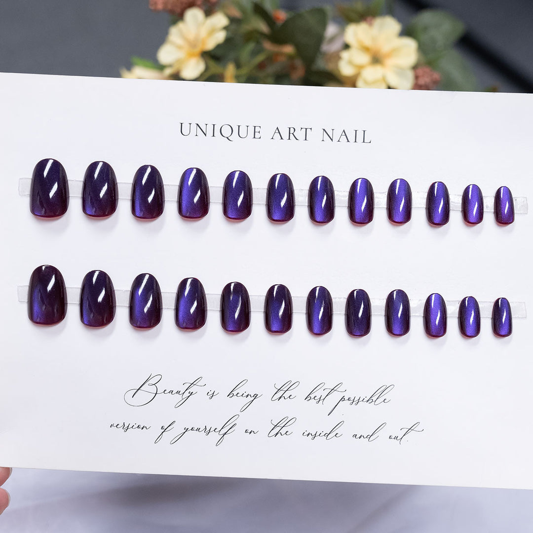 Glänzendes Press-On Nagelkunst Set