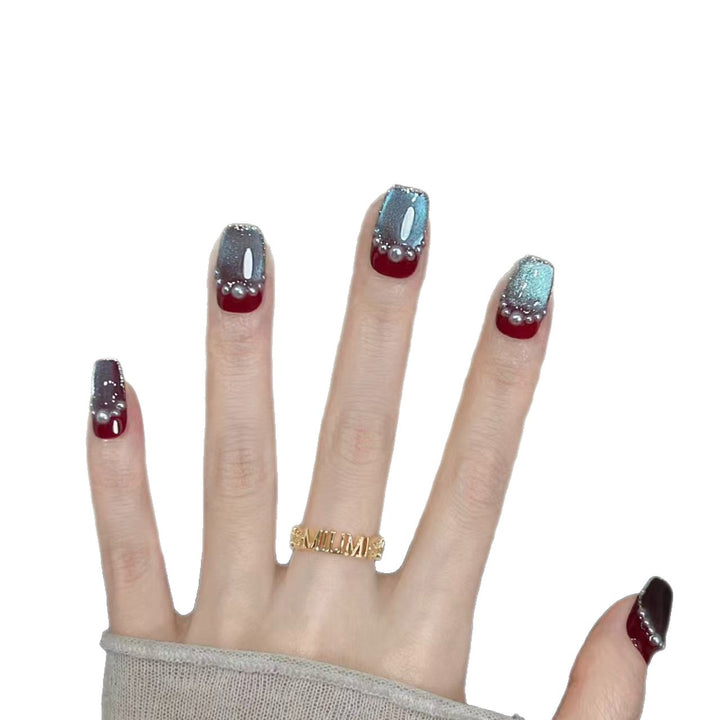 Glitzernde Strass Press-On Nagelkunst