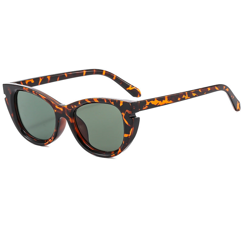 Damen Cat-Eye Sonnenbrille mit robustem Kunststoffrahmen Karnz