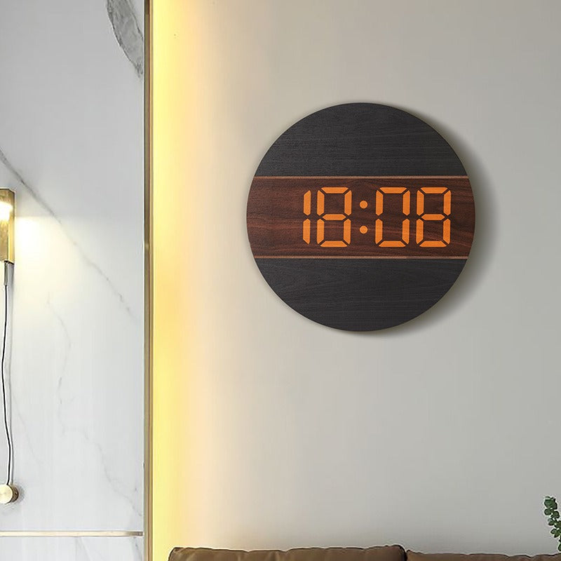 Kreative Digitaluhr im modernen Holzdesign Karnz