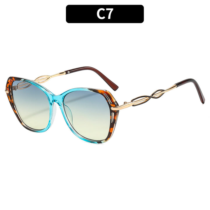 Stylische Cat-Eye-Sonnenbrillen mit eleganten goldenen Akzenten