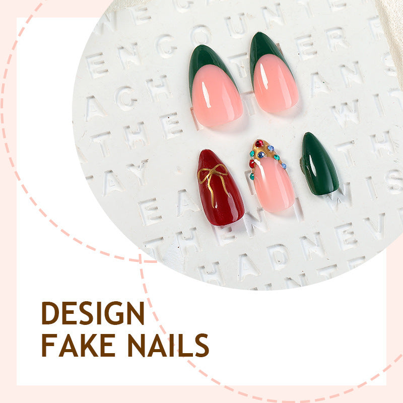 Kreatives Kunstnagelset mit festlichen Designs Karnz