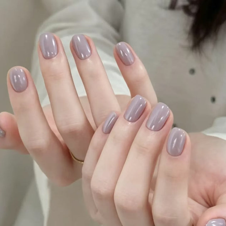 Elegante Glänzende Nagelerweiterungen