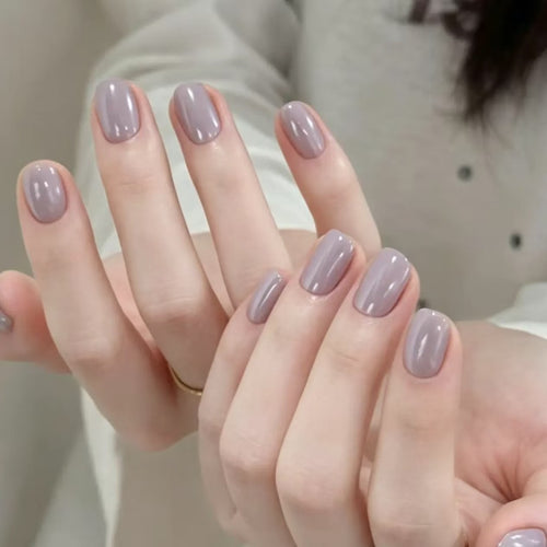 Elegante Glänzende Nagelerweiterungen