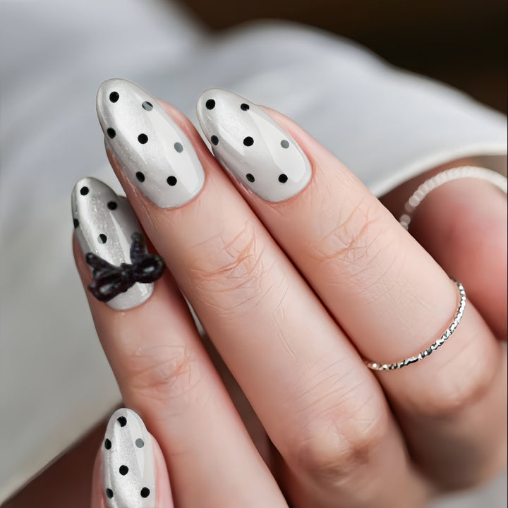 Polka Dot Press-On Nagelkunst Karnz