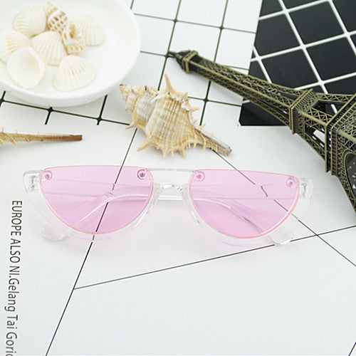 Damen Cat-Eye Brille mit markantem Rahmen und verspiegelten Gläsern Karnz