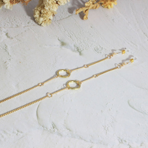 Elegante Kette mit Geometrischen Details Karnz