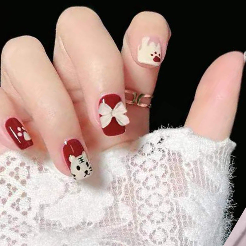 Künstlerisches saisonales Druck-Nageldesign