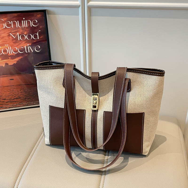 Stilvolle Canvas-Shopper-Tasche mit eleganten Akzenten