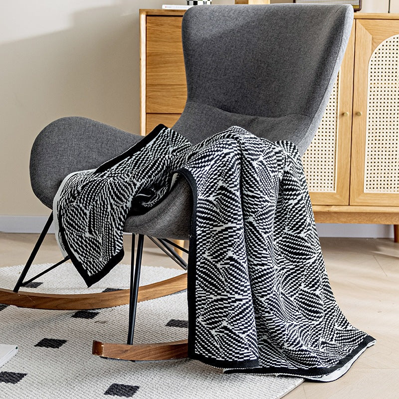 Dekorativer Strickwurfdecke