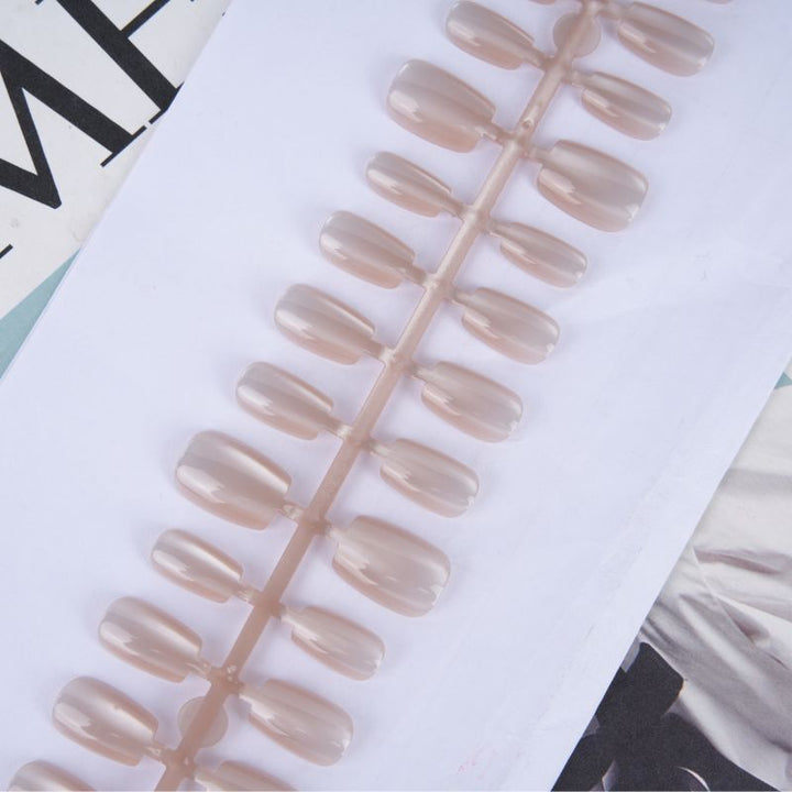 Künstlerisches Ombre Press-On Nagelspitzen Set Karnz
