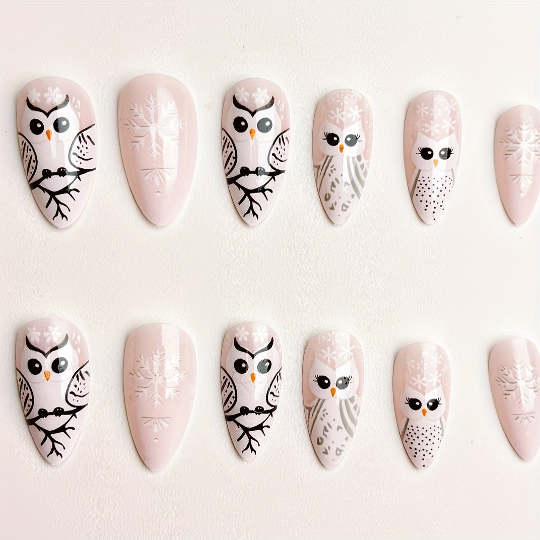 Kreative Nagelkunst Karnz