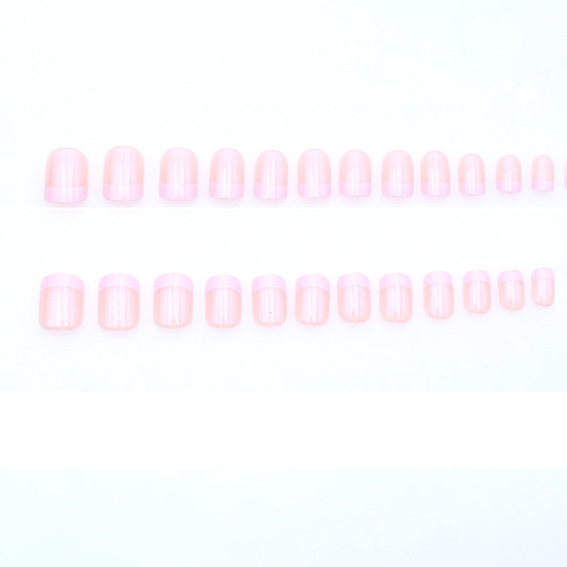 Elegante Französische Spitzen-Gel-Nagelkunst Karnz
