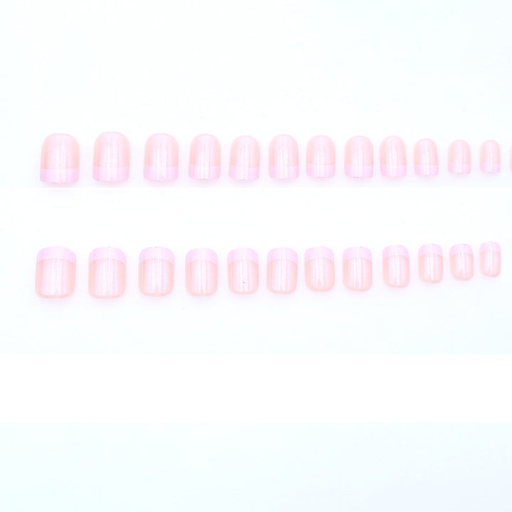 Elegante Französische Spitzen-Gel-Nagelkunst Karnz