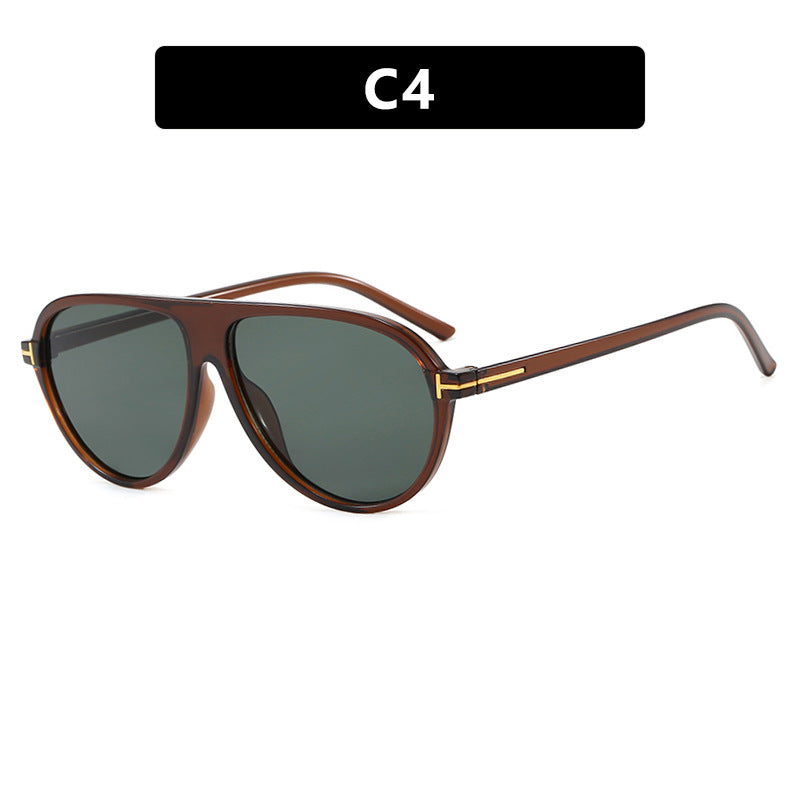 Damen stilvolle Sonnenbrille im aerodynamischen Design Karnz