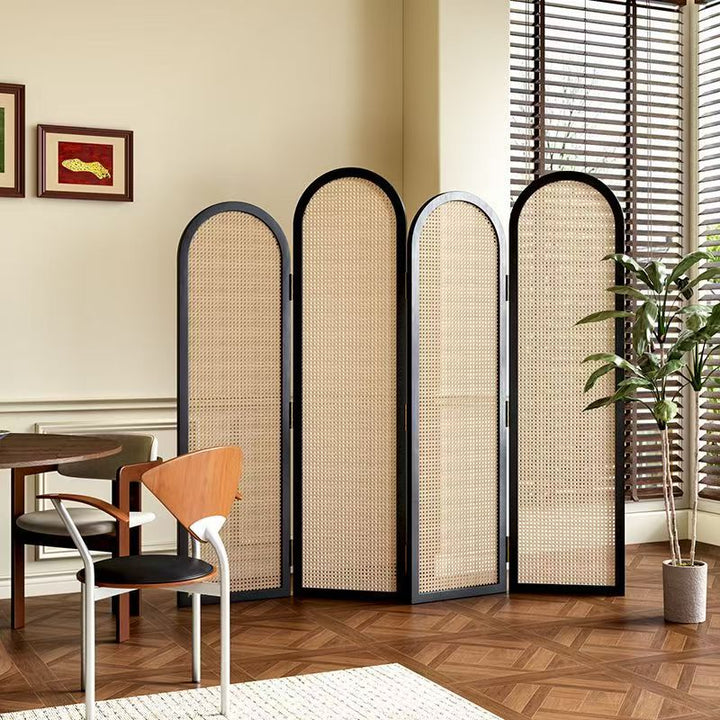 Eleganter Rattan Raumteiler Karnz