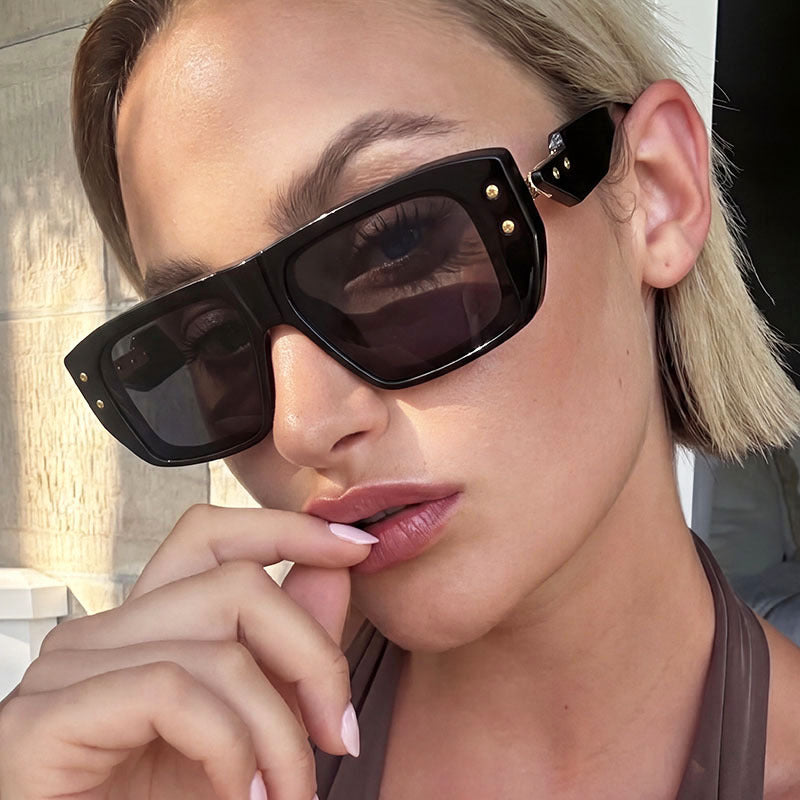 Damen modische quadratische Brille mit mehrfarbigem transparentem Rahmen Karnz
